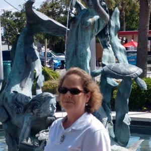 Meet your Posher, Danaca